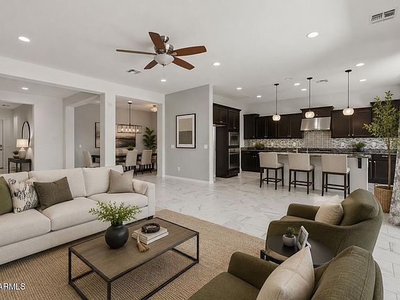 5th image of 1083 E HOLLAND PARK Drive