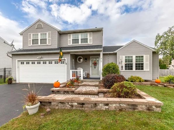 5960 Hebrides Trl, Cicero, NY 13039