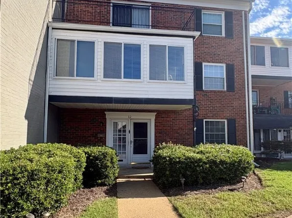 12 Snughaven Rd, Henrico, VA 23228