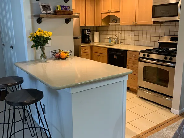 119 Old Forge Xing #119, Devon, PA 19333