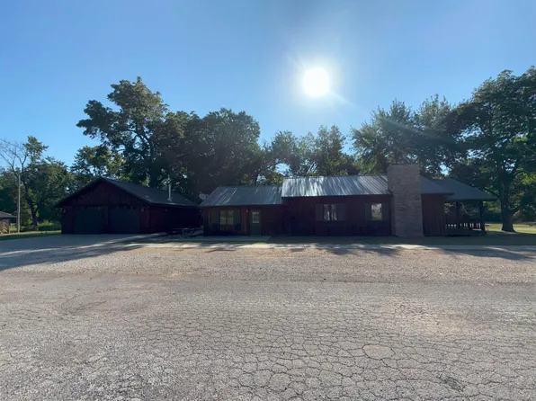 201 E Main St, Toronto, KS 66777