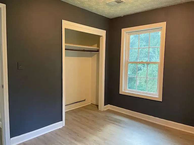 2851 Diana Dr SW — Photo 9