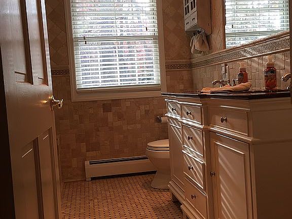 Custom main bath