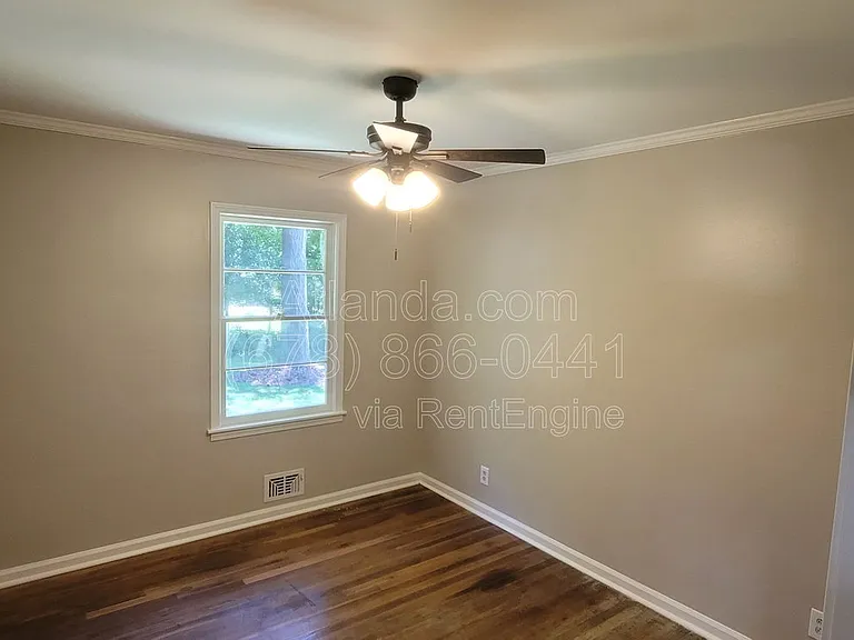 4216 Smithsonia Ct — Photo 9