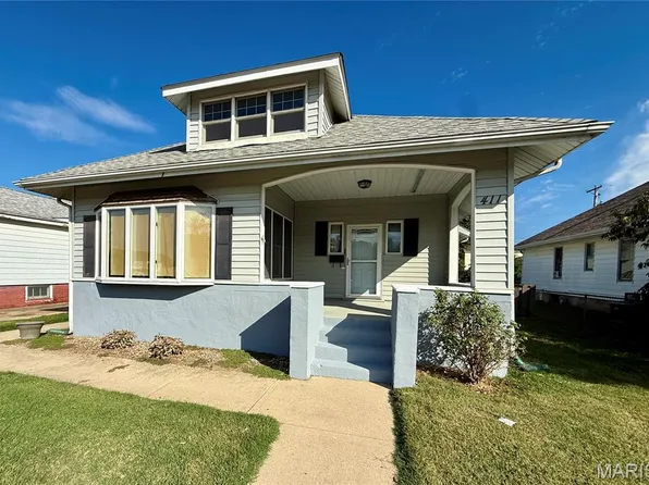 411 E Ferguson Ave, Wood River, IL 62095