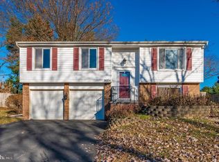 19011 Perrone Dr, Germantown, MD 20874