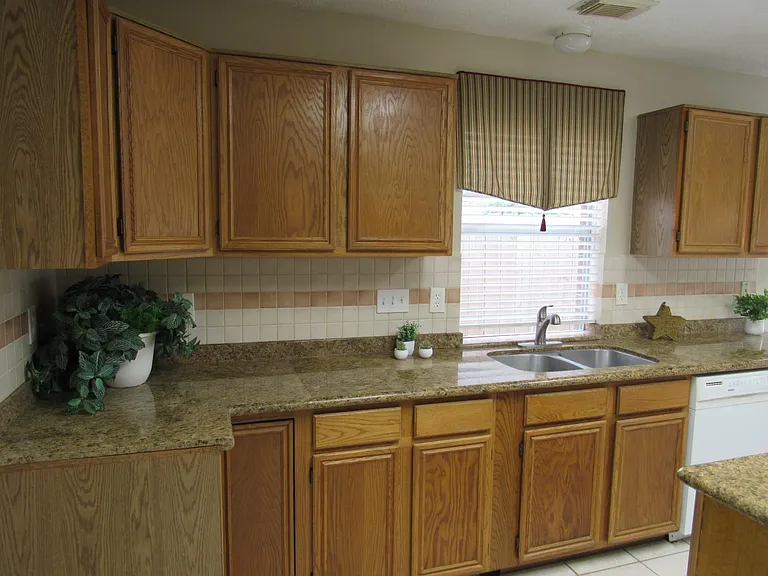 10139 Cedaredge Dr — Photo 23