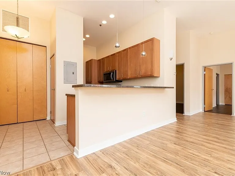 1951 W 26th St #316 — Photo 11