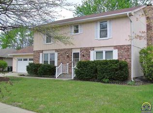 5966 SW 25th St, Topeka, KS 66614