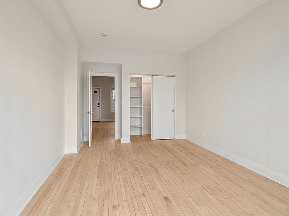 5th image of 2046 N California Ave APT 2F