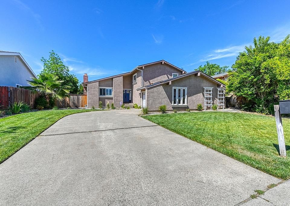 1st image of 8041 Copperwood Dr