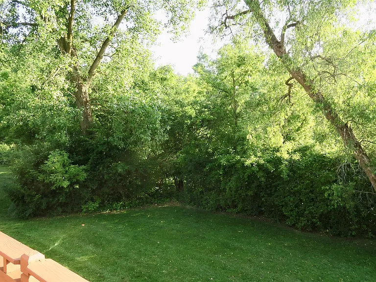 7233 Oakwood Dr — Photo 24