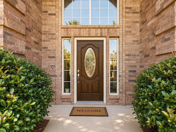 4th image of 3509 Mistletoe Ln