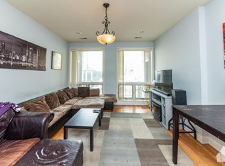 1133 W Addison St #1DE, Chicago, IL 60613