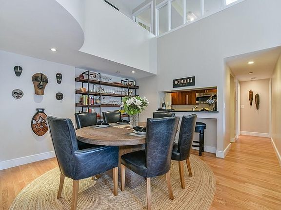 4th image of 201 Newbury St APT 502