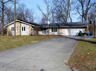 25107 Pin Oak Dr, South Bend, IN 46614