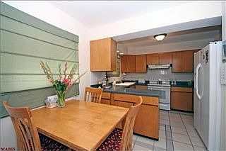5th image of 835 Lisakay Dr