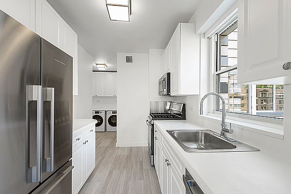 1st image of 215 E 68th St APT 9A