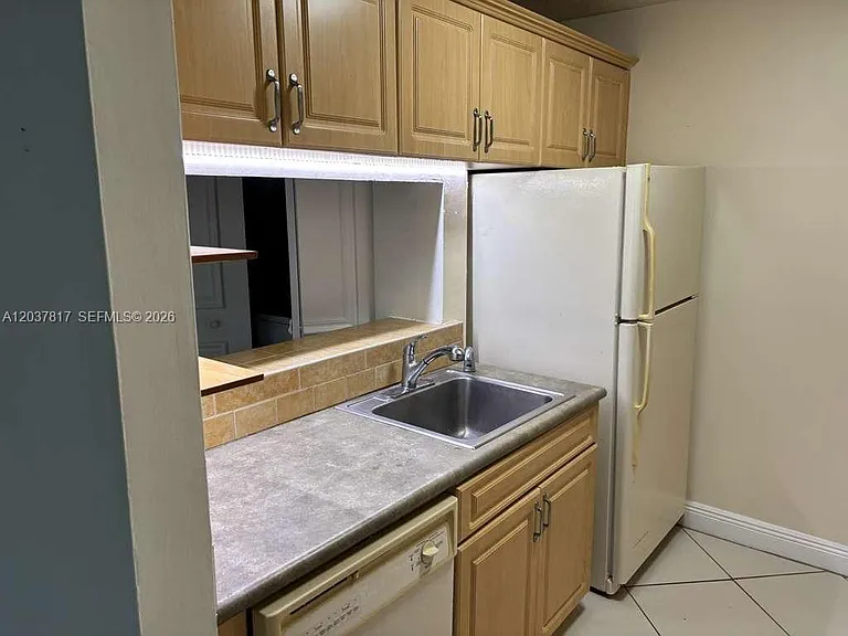 2307 N Congress Ave #24 — Photo 7
