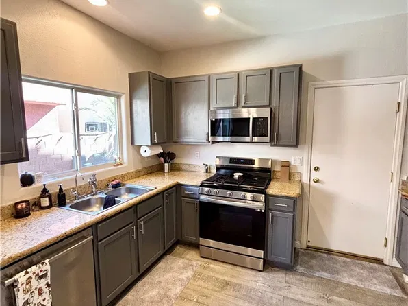 5424 Bradford Pear Dr, Las Vegas, NV 89122