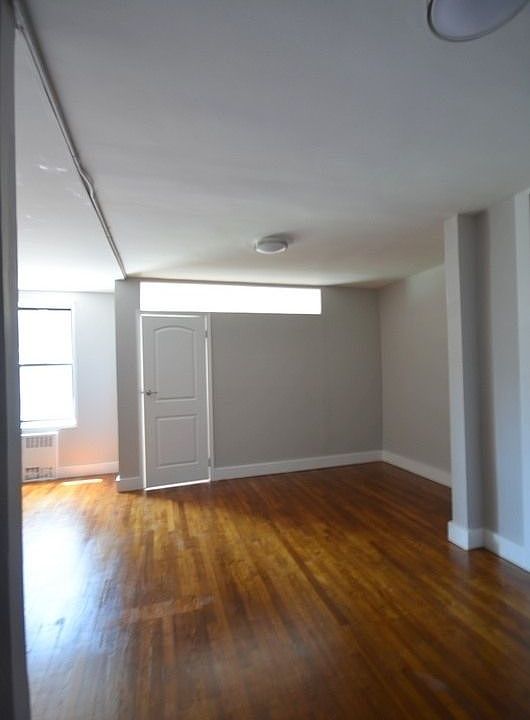 1st image of 4720 40th St APT 5K