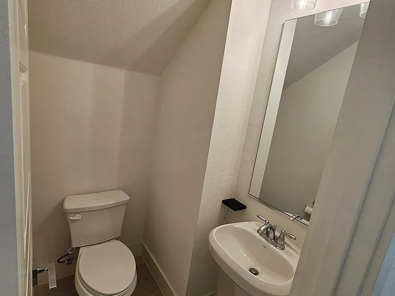 7305 Bree Ct — Photo 22