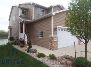 347B Lakeshore Dr, McCook Lake, SD 57049