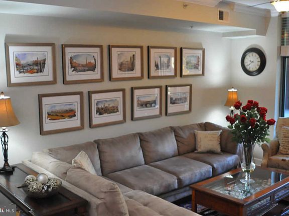 5th image of 502 W Broad St APT 218