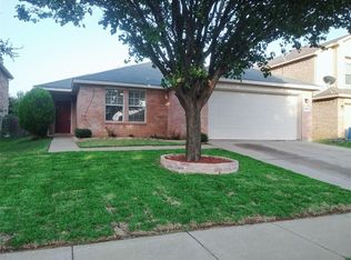 5420 Presidio Dr, Grand Prairie, TX 75052