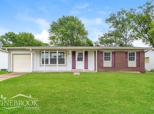 765 Sherwood Dr, Florissant, MO