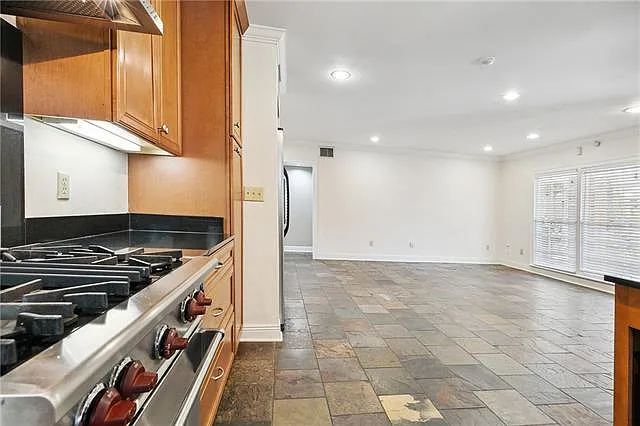3 Neron Pl — Photo 5