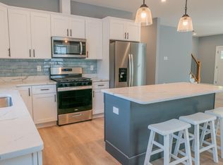 7 Parsonage Rd UNIT 10, North Yarmouth, ME 04097