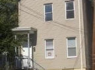 88 Temple St, Paterson, NJ 07522