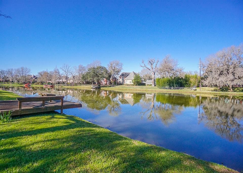 1st image of 5019 Oxbow Cir W
