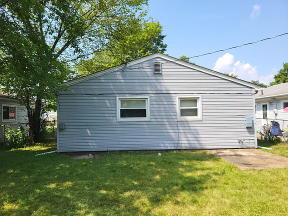 2nd image of 8152 Nightingale St
