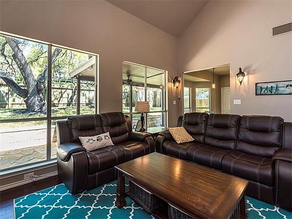 4th image of 10929 Sierra Oaks