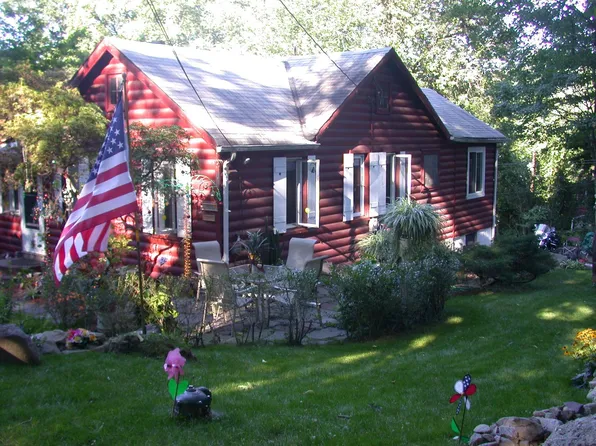16 Pond Vw, Putnam Valley, NY 10579