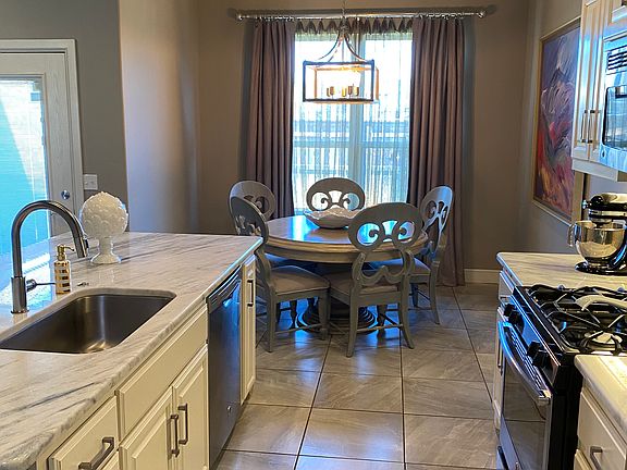 5th image of 2333 Milano Ln