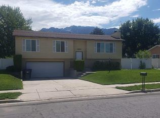 11091 S Lyndbrook Way, Sandy, UT 84092