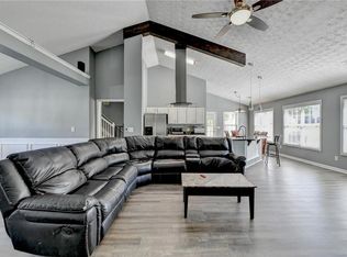 305 Windsor Brook Ln, Lawrenceville, GA 30045