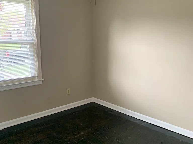 546 Butler Ave — Photo 20