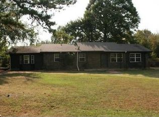 39895 W Drury Ln, Howe, OK 74940