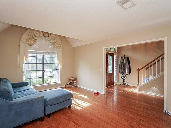 5th image of 18527 Iron Lake Dr