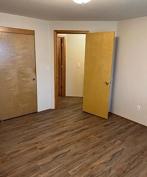 901 Rebecca Dr — Photo 13