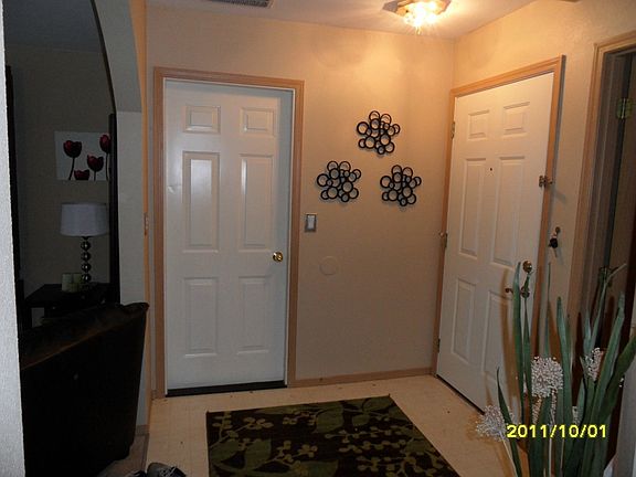 5th image of 21427 102nd St E