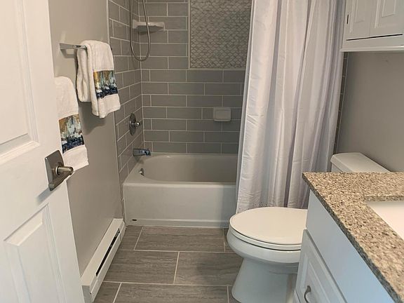 3rd image of 1775 Apartment Dr #2