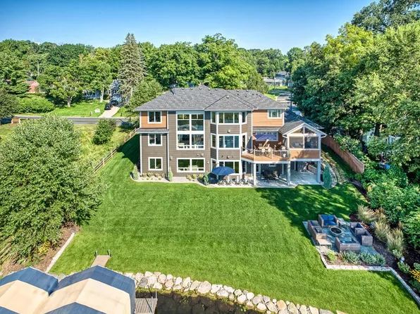 4961 Bartlett Blvd, Mound, MN 55364