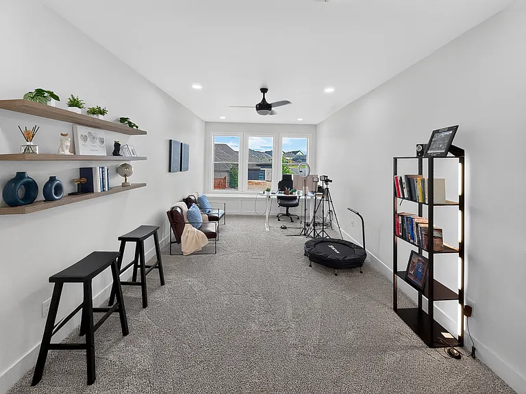 16001 Aparados Way — Photo 21