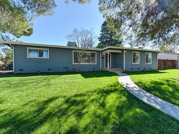 2nd image of 5450 Greenbrier Way
