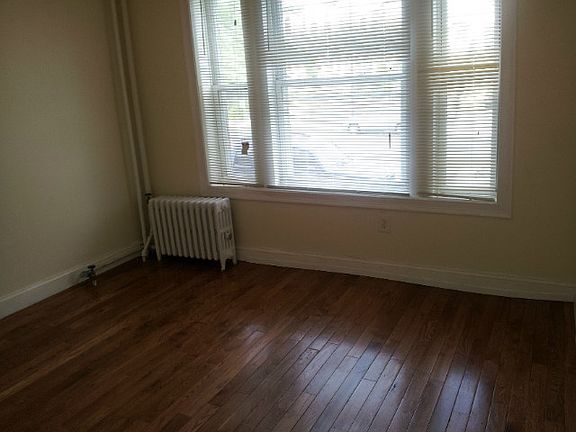 5th image of 3149 Kennedy Blvd APT 1